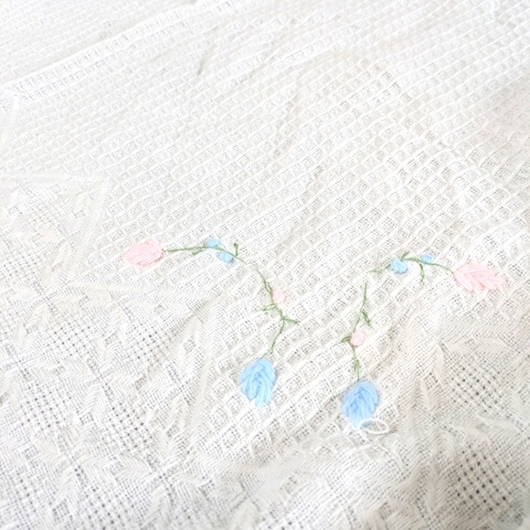 Vintage Waffle Knit Baby‎ Blanket Delicate Soft Ligtweight - Picture 7 of 10